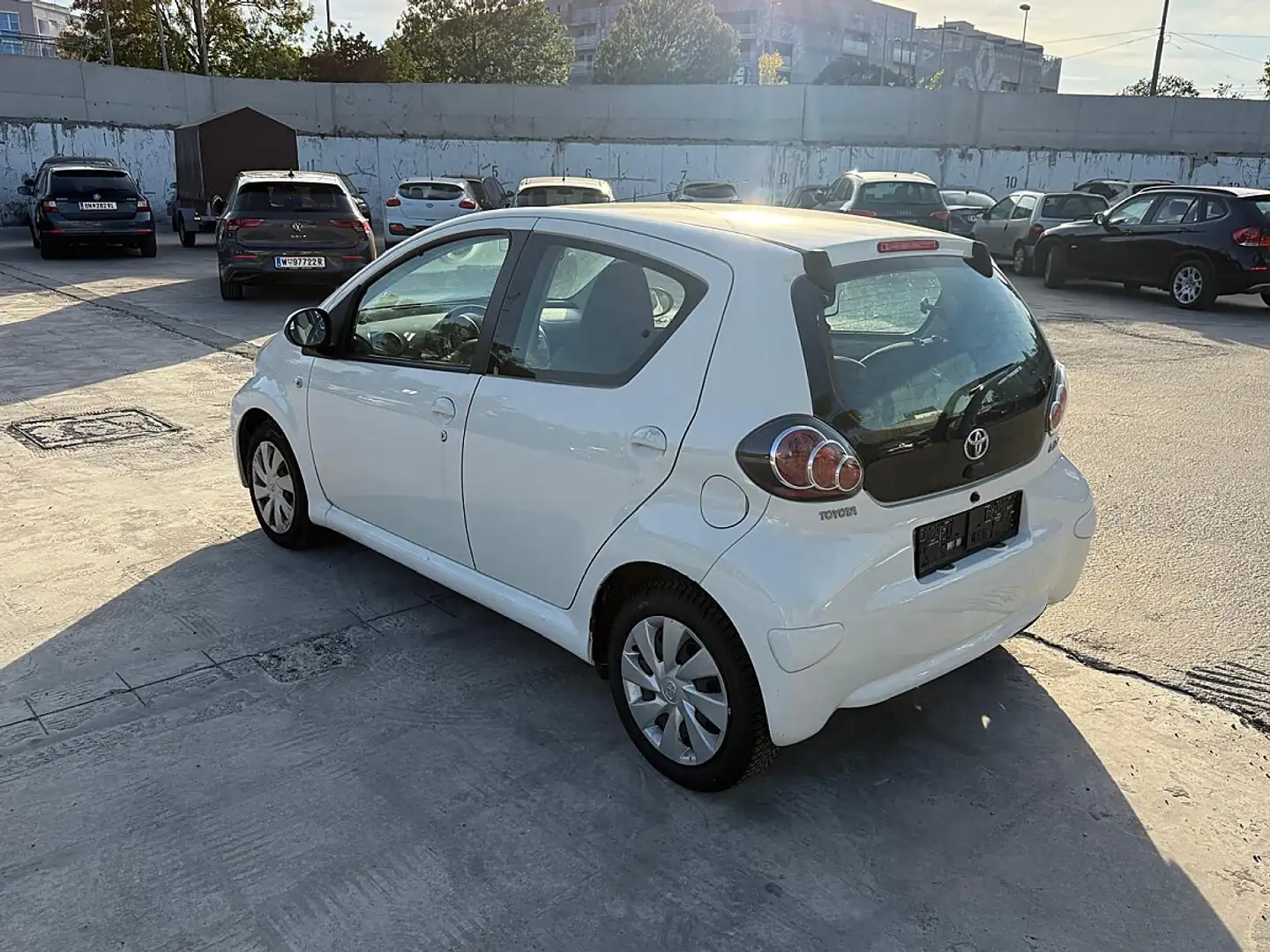 Toyota Aygo 1,0 VVT-i Active M/M | NICHT FAHRBEREIT | Weiß - 2