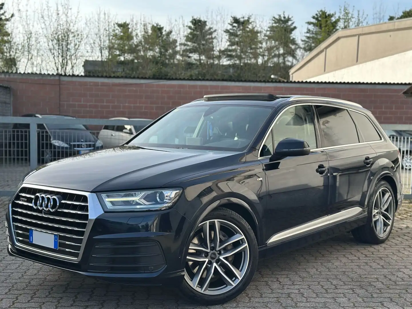 Audi Q7 3.0 TDI 272 CV quattro tiptronic Business Plus PRO Blu/Azzurro - 1