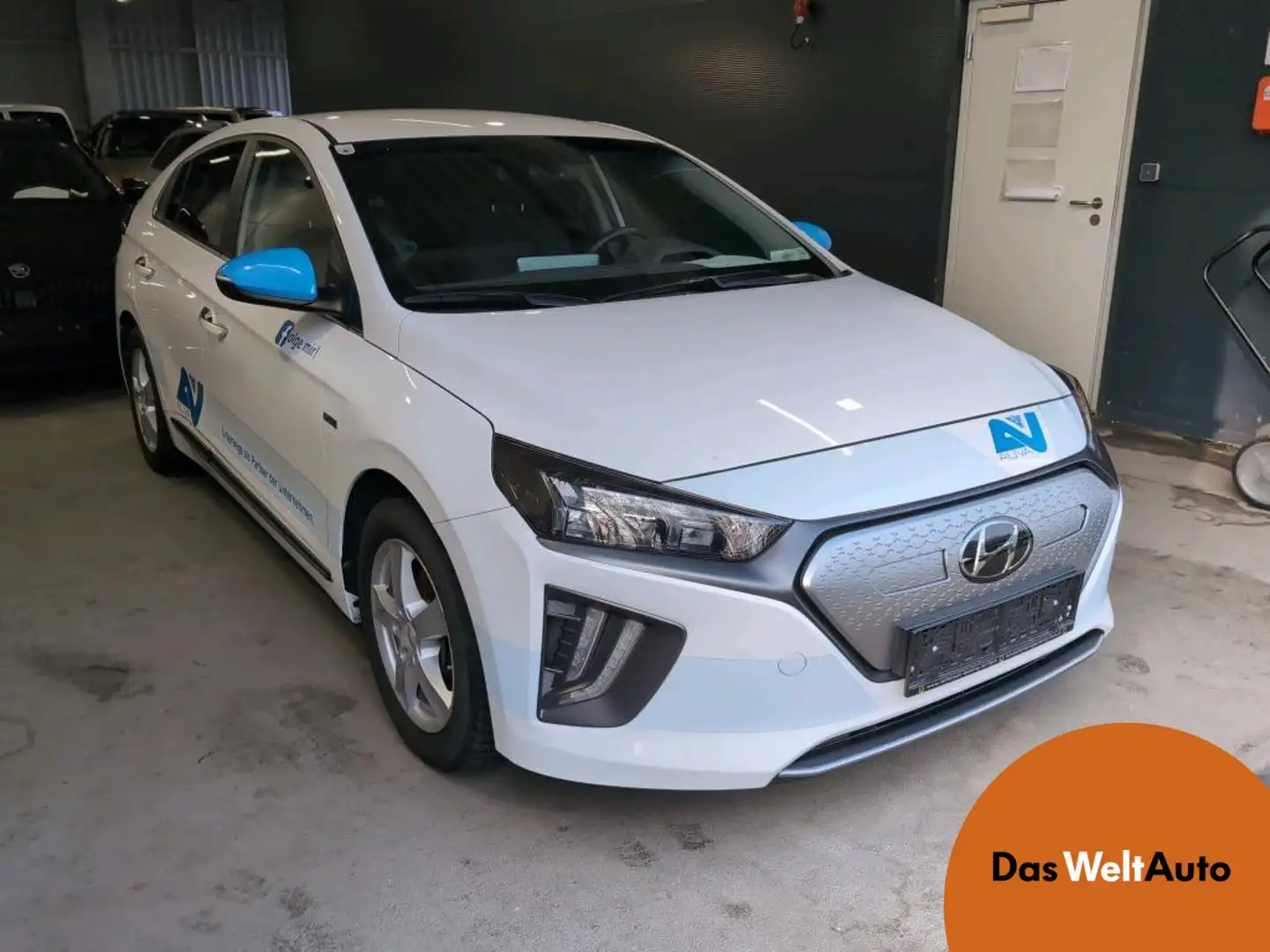 Hyundai IONIQ Elektro 38kWh Level 4 Aut. Fehér - 1