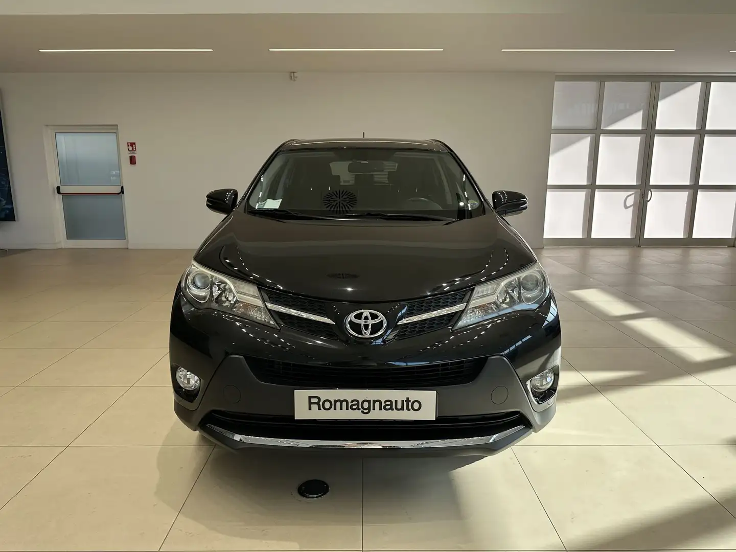 Toyota RAV 4 RAV4 2.0 D-4D 2WD Style Noir - 2