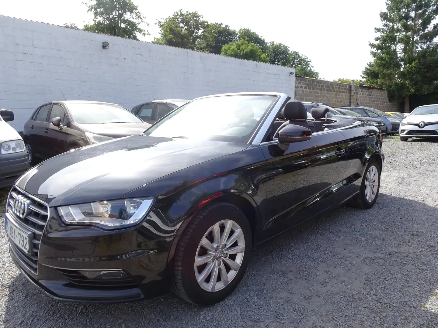 Audi A3 Cabriolet 1.4 TFSI Attraction c.o.d. XENON NAVI Schwarz - 2