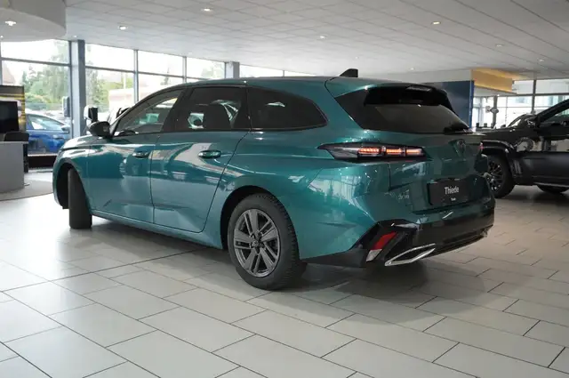 Peugeot 308 SW view 11