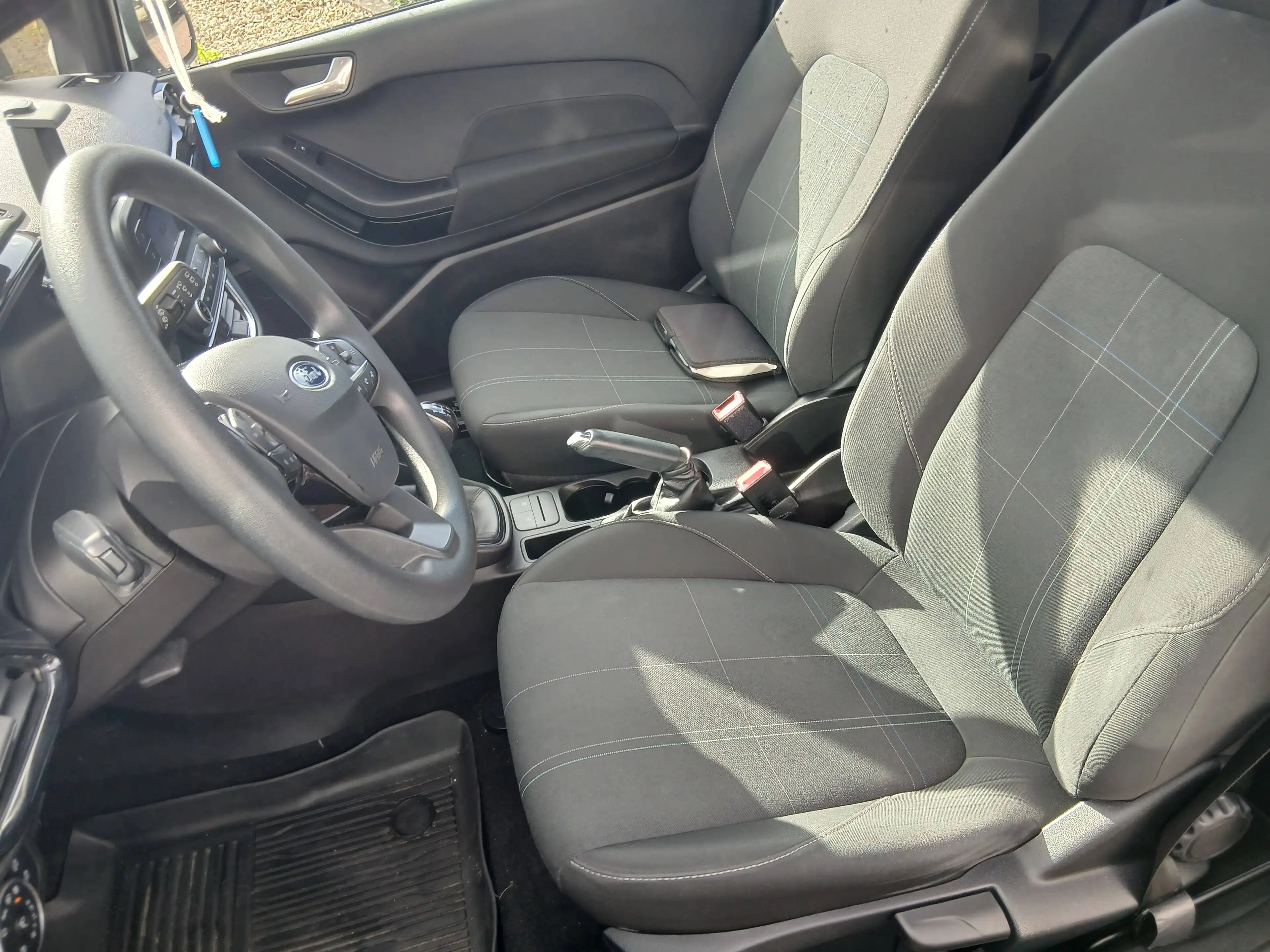 Ford Fiesta Trend*wenig Kilometer*Klimaanlage*TÜV 10.2027 — photo 9