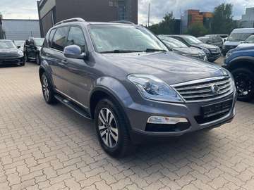 Rexton W Quartz 4WD