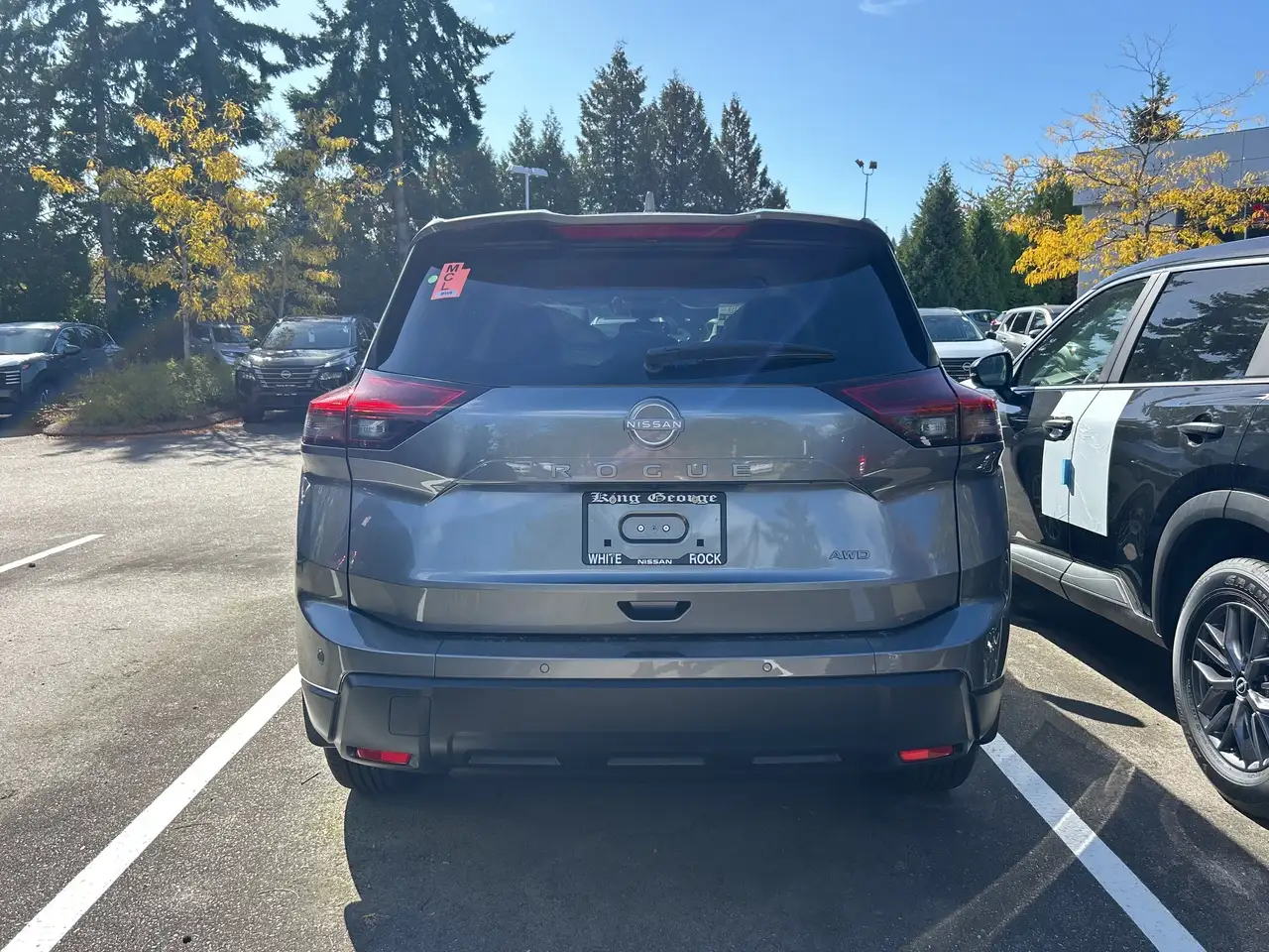 Nissan Rogue снимка Nissan Rogue