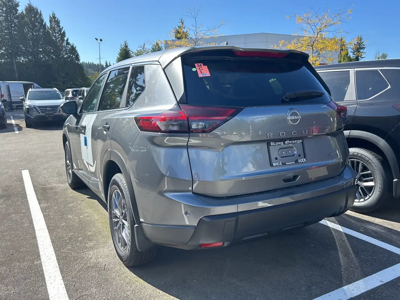 Nissan Rogue снимка Nissan Rogue