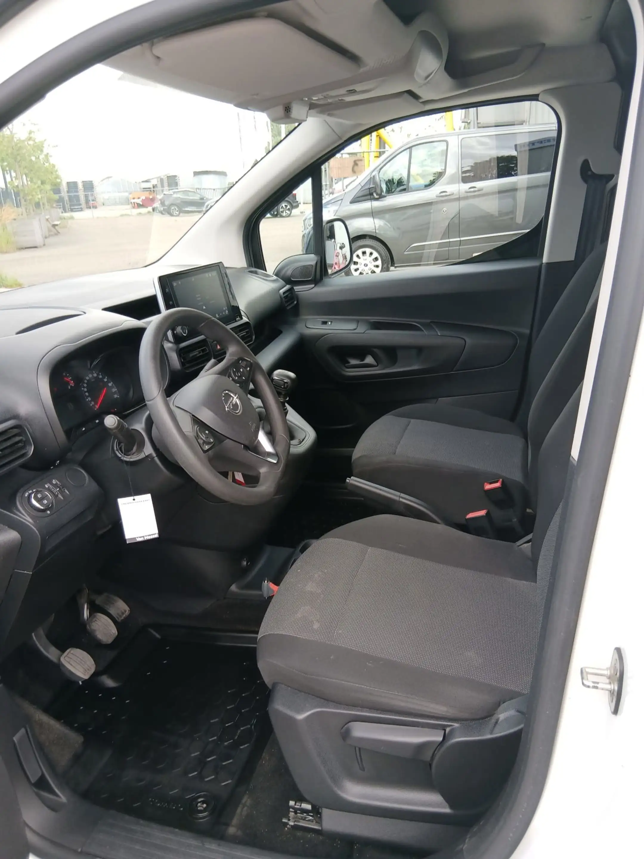 Opel Combo 1.5D L2H1 Edition airco euro 6 — photo 2