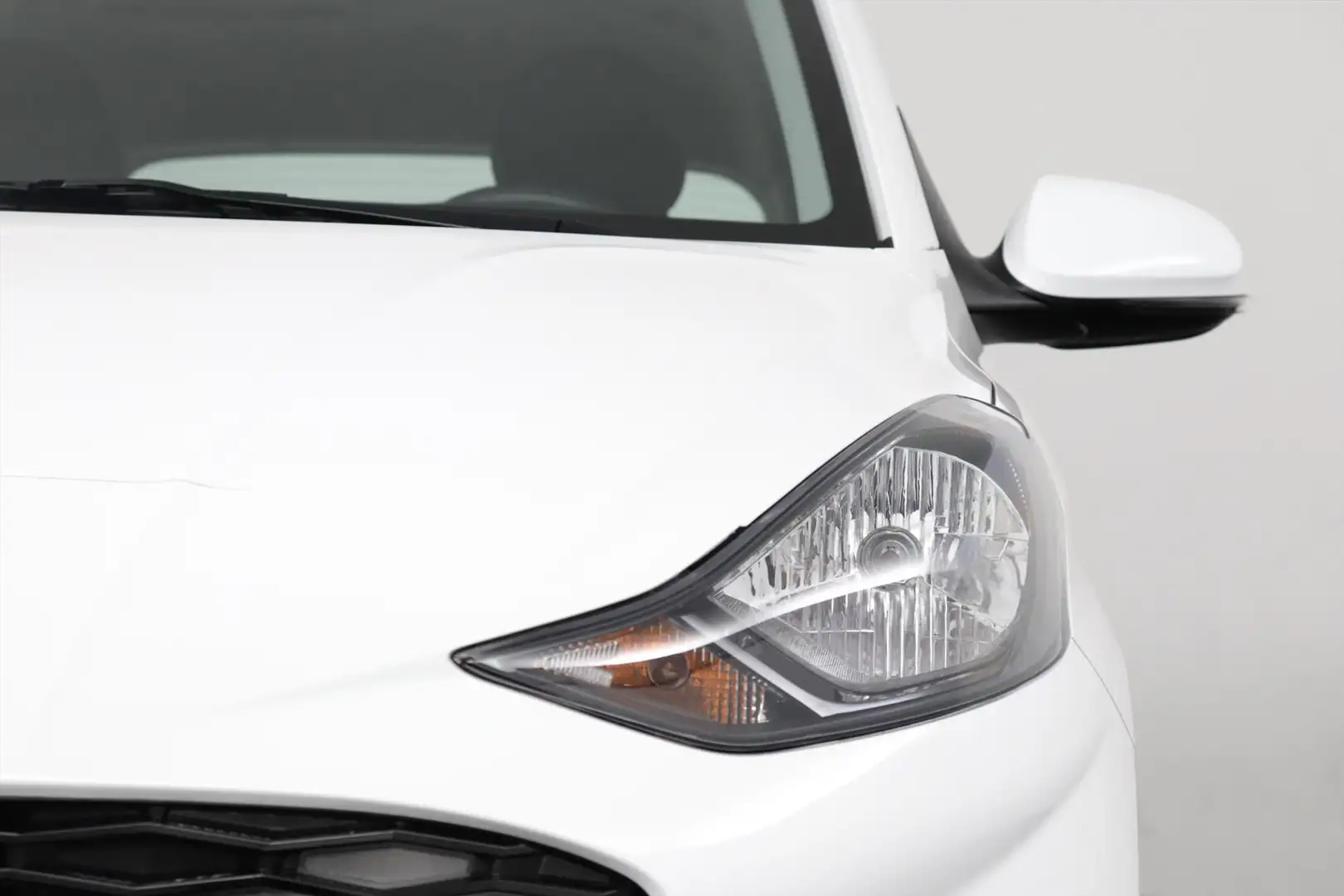 Hyundai i10 1.0 COMFORT 5DRS "ZOMERDEAL" AC/CRUISE/APPLE.CARPL Weiß - 2
