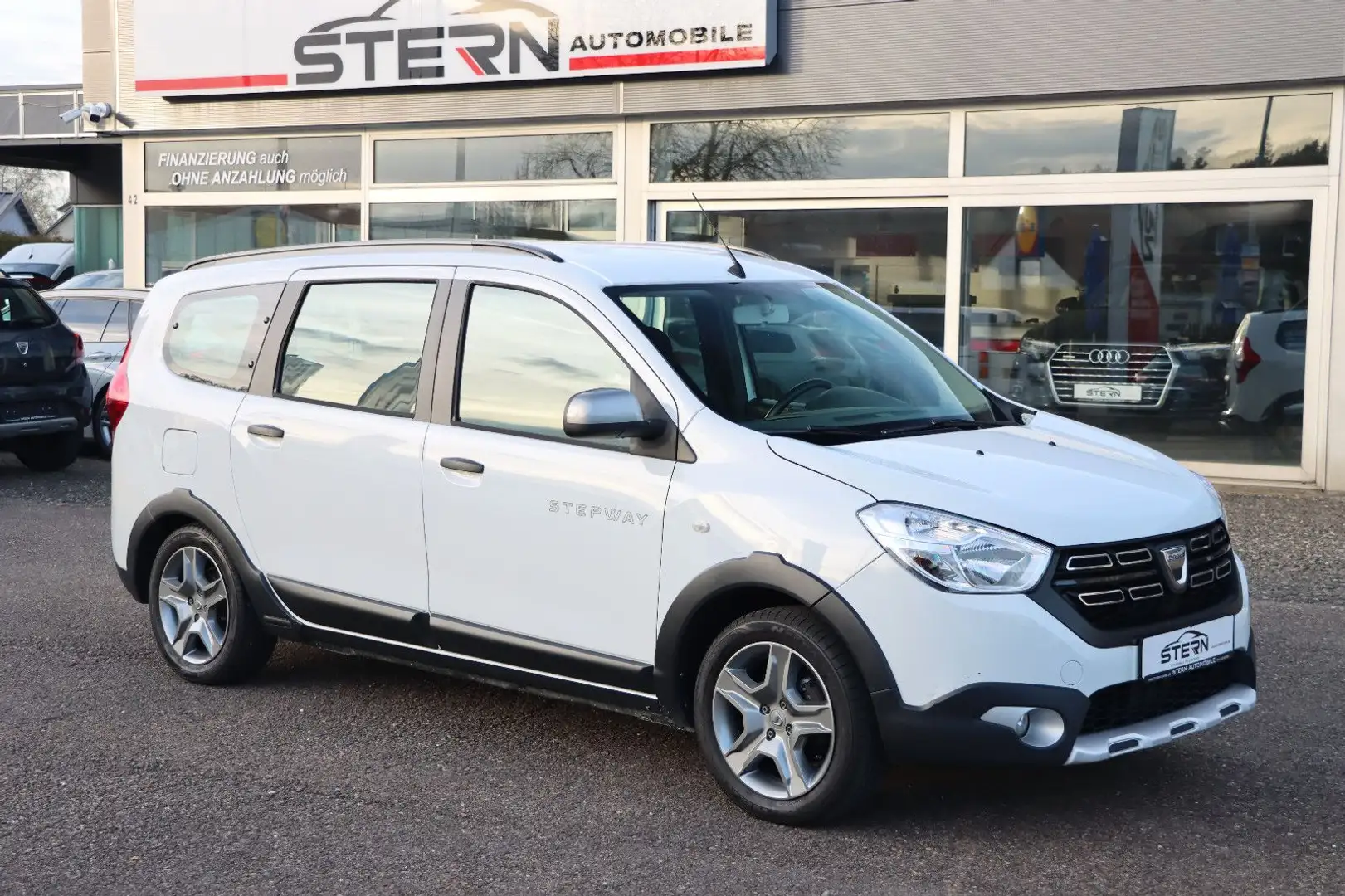 Dacia Lodgy Stepway Plus l NAVI l KAMERA l 7-SITZER l Weiß - 1