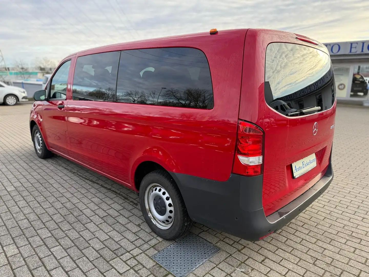 Mercedes-Benz Vito 110 BT Tourer Base extralang 2-9 SITZER PTS 2xKLIM Rood - 2