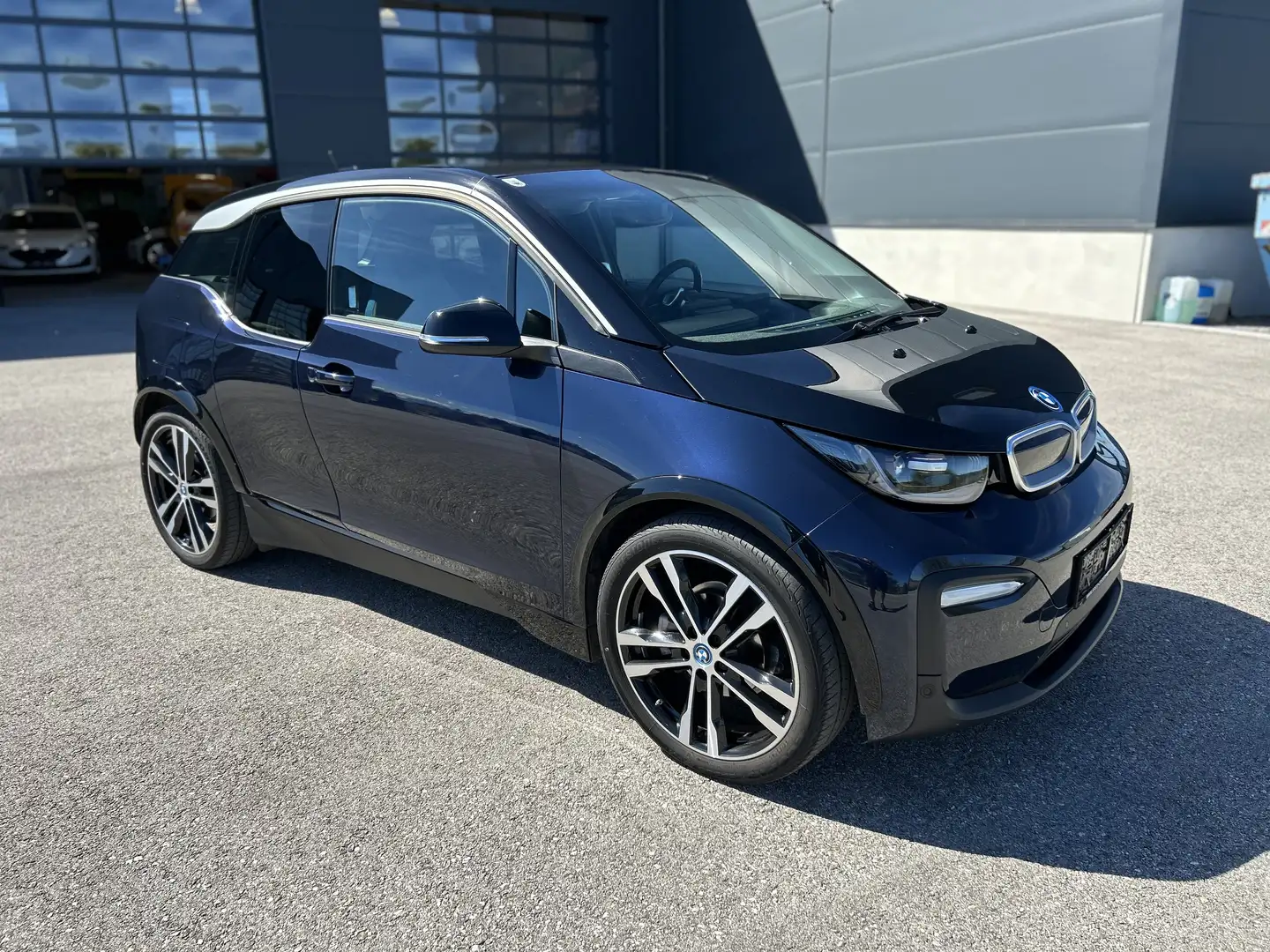 BMW i3 42,2kWh, 170PS, 37000km, Sportpaket, MWST. Blau - 2