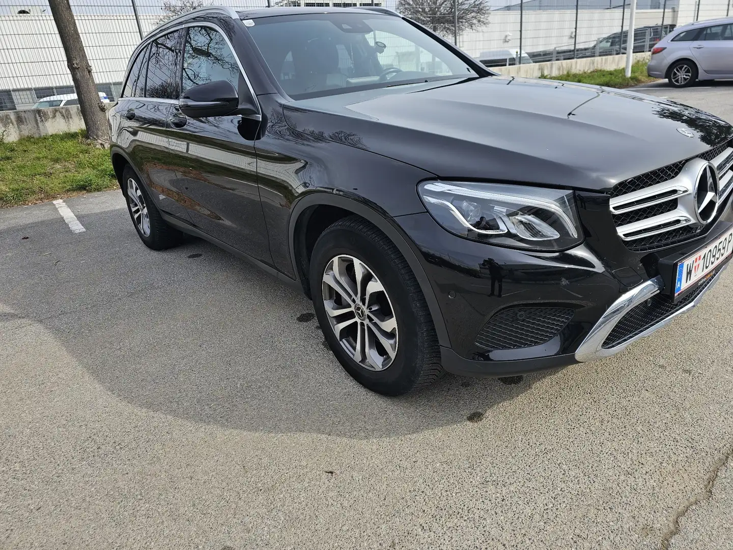 Mercedes-Benz GLC 250 GLC 250d 4MATIC Aut. Schwarz - 1