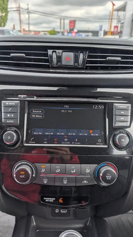Nissan Qashqai снимка Nissan Qashqai