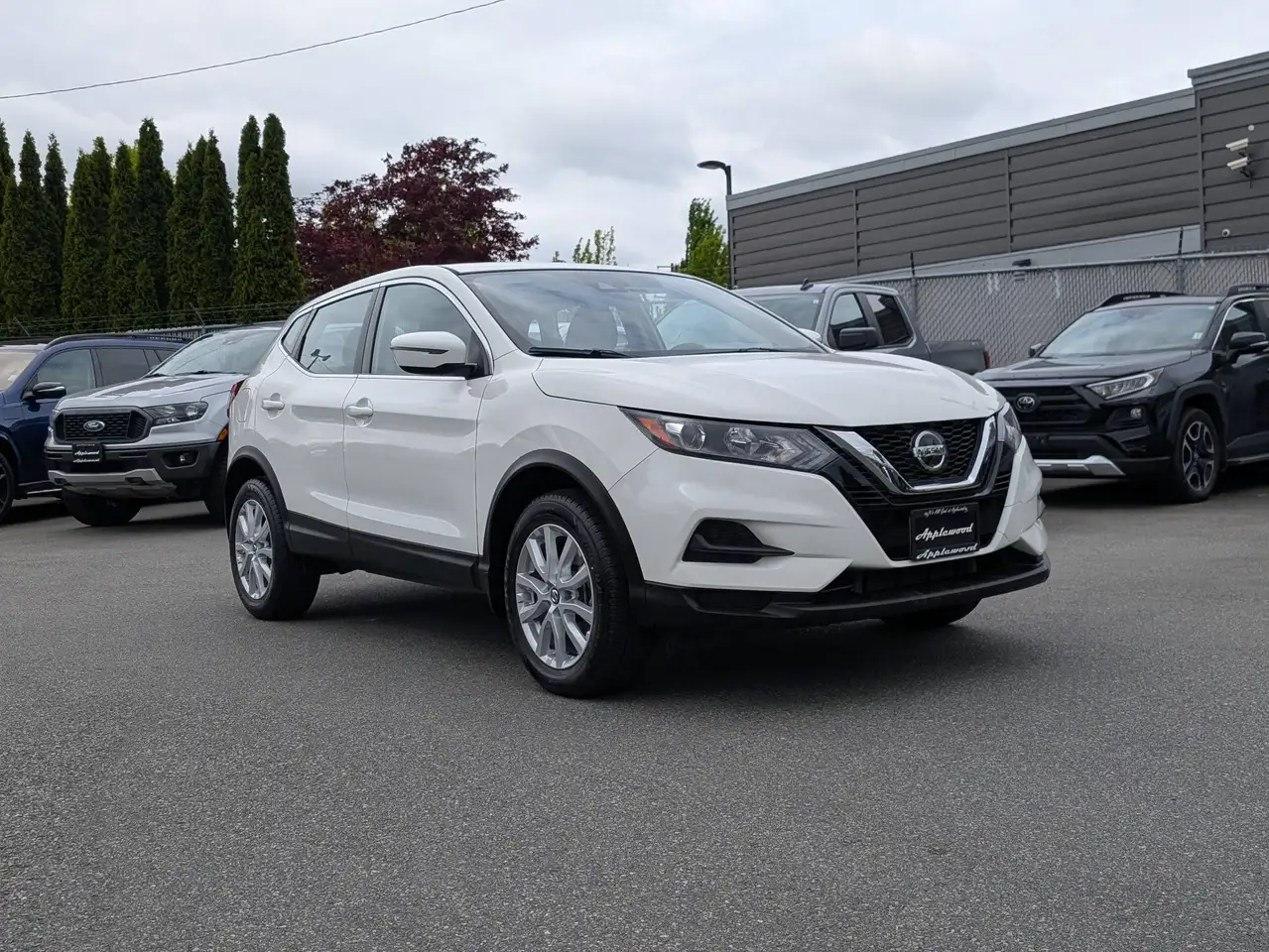 Nissan Qashqai снимка Nissan Qashqai