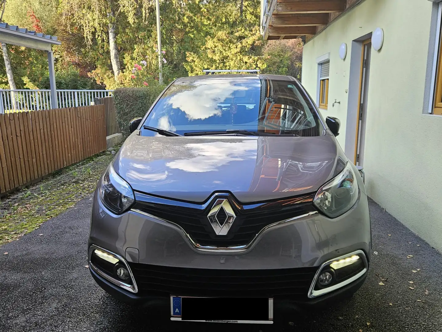 Renault Captur Captur ENERGY TCe 90 4Austria 4Austria Grau - 1