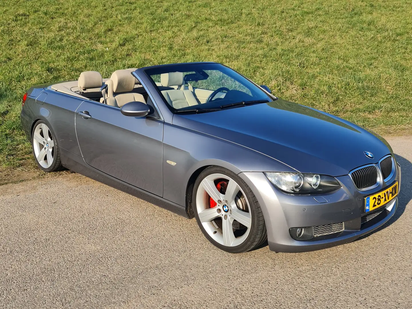 BMW 330 335i Executive Grijs - 1