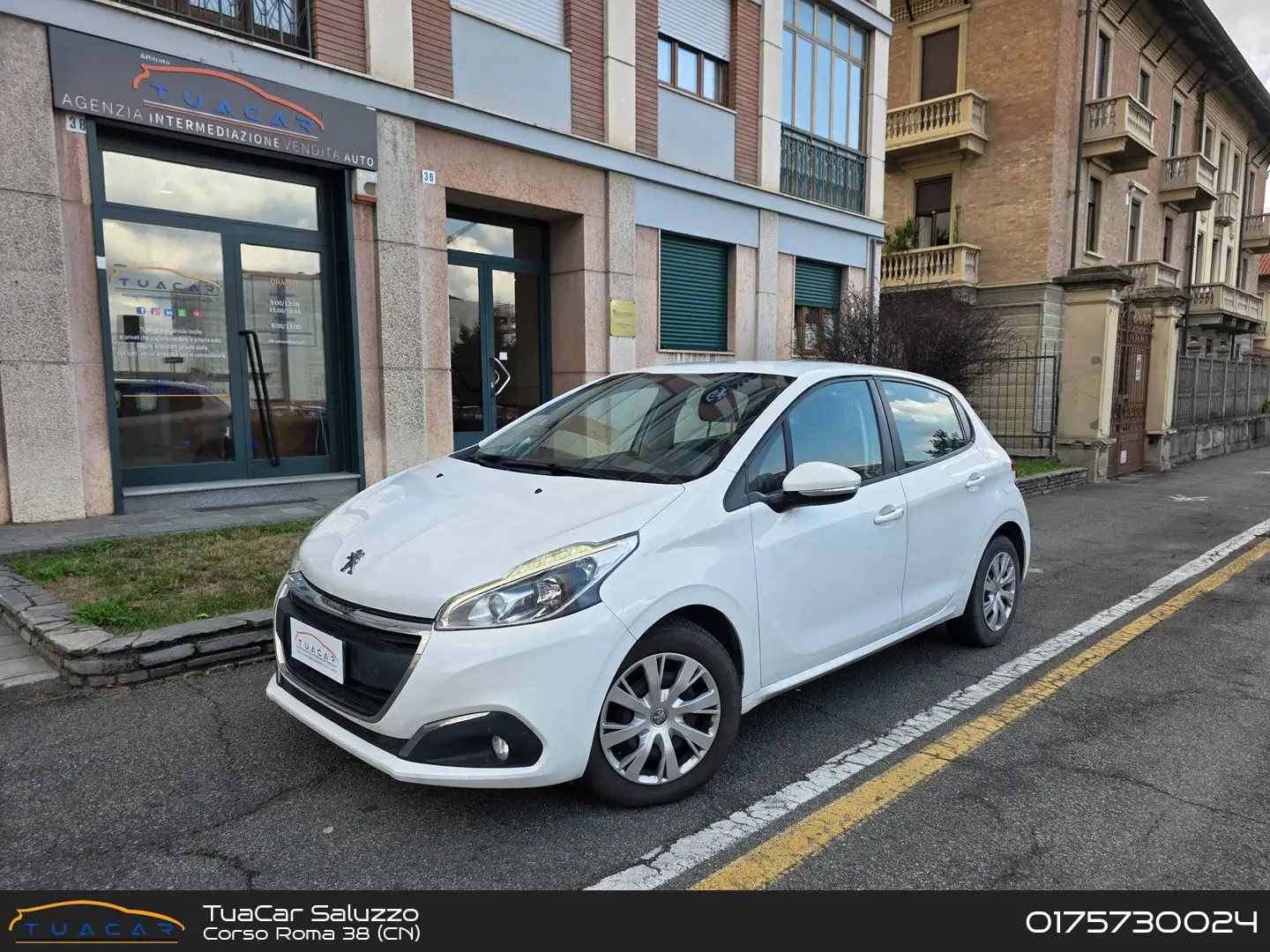 Peugeot 208 Peugeot 208 1.2 PureTech 82 LPG Active Blanc - 1