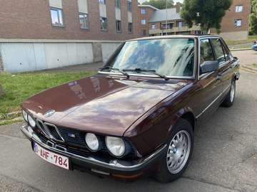 528i