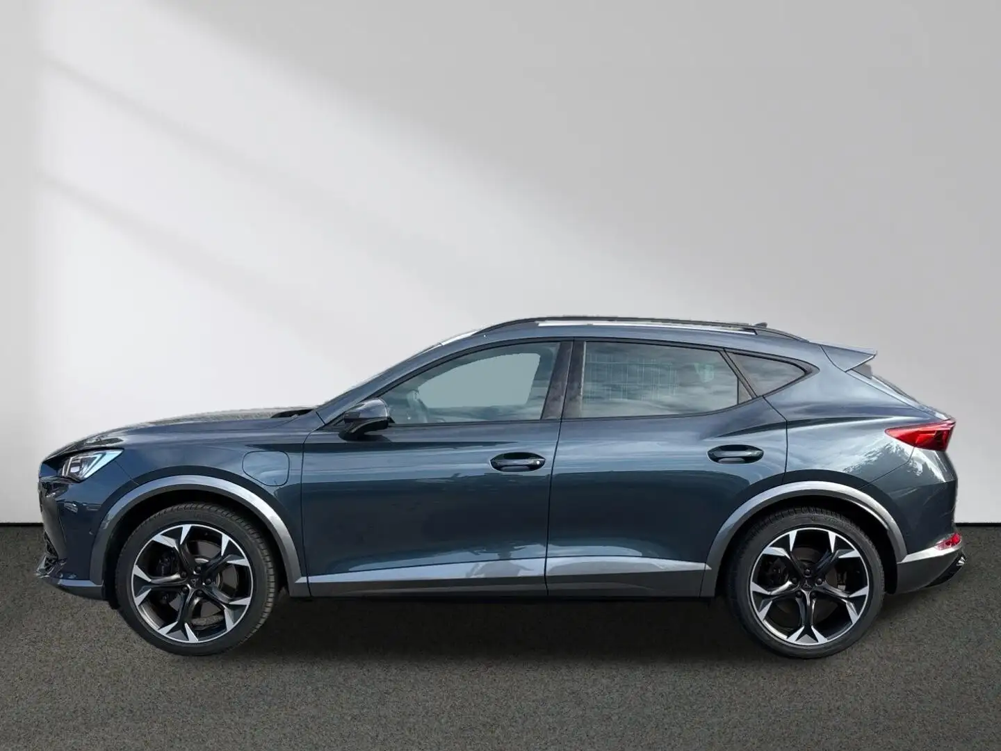CUPRA Formentor VZ 1.4 eHybrid DSG CarPlay LED Navi Gris - 2