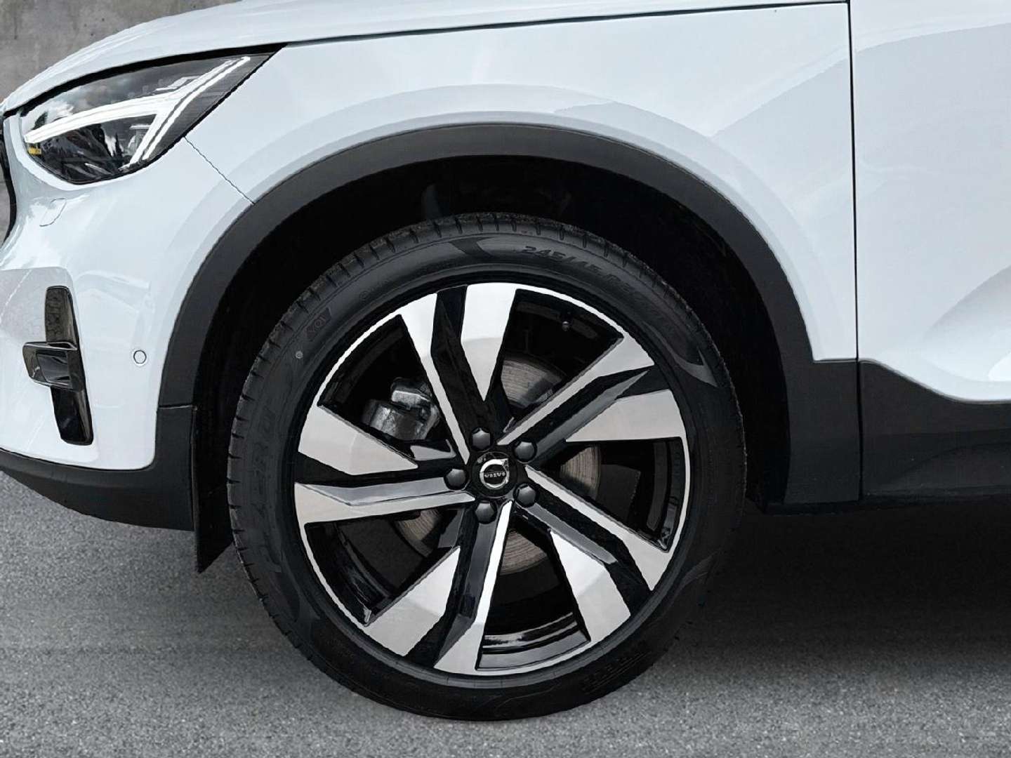 Volvo XC40 B4 Plus -  - Joinsteer - #3