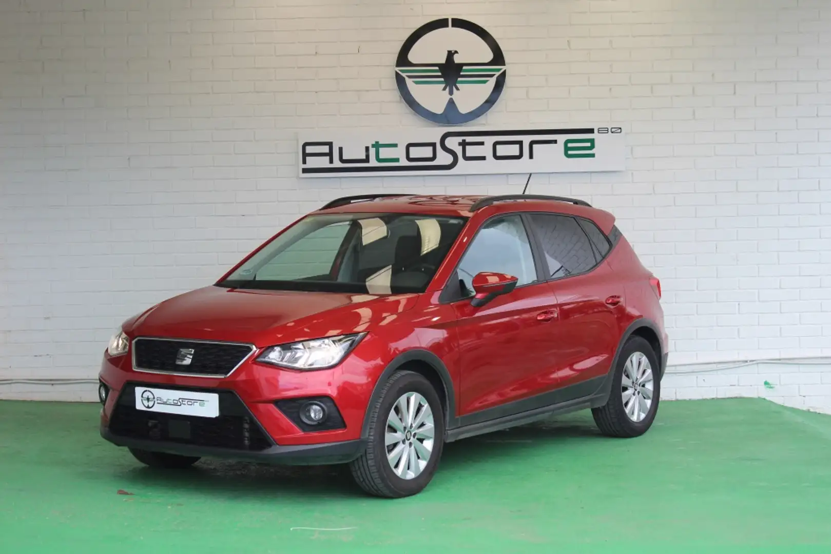 SEAT Arona 1.0 TSI Ecomotive S&S Style 115 Rojo - 1