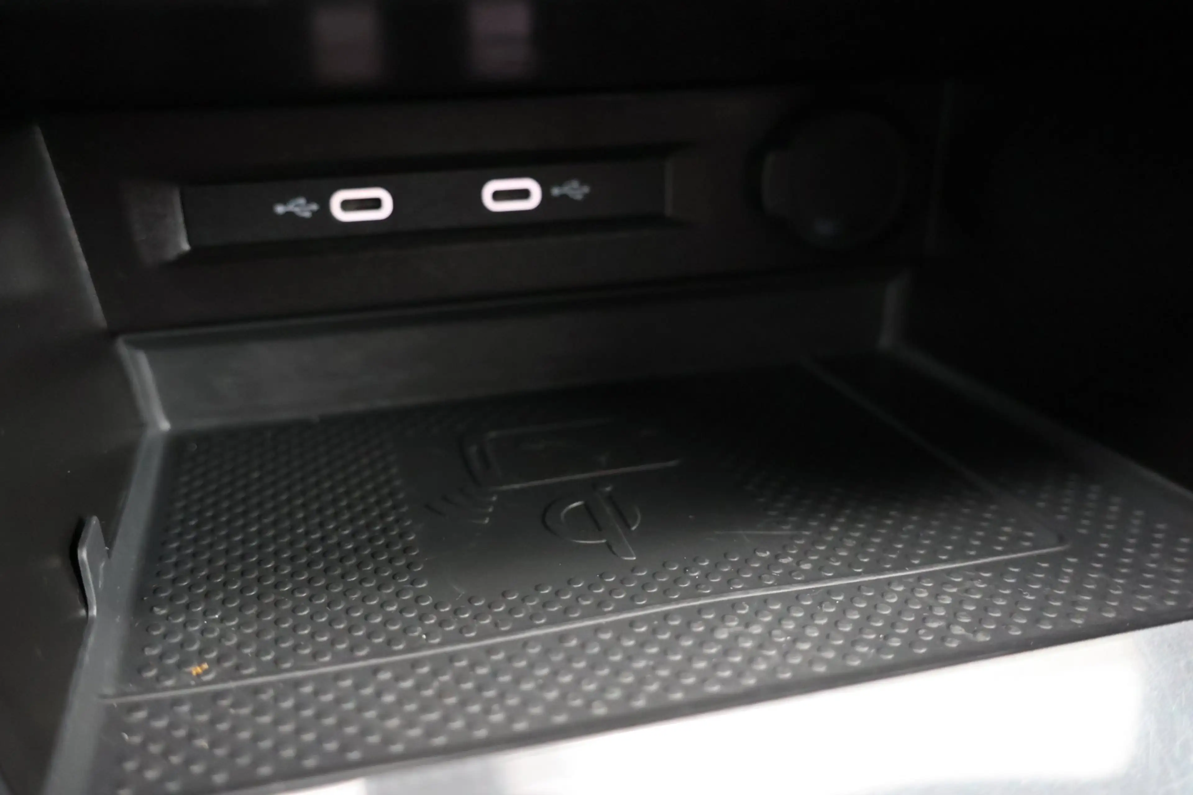 Volkswagen Tiguan Allspace 1.5 TSI R-Line 7p | panoramadak | head-up | harman — photo 44