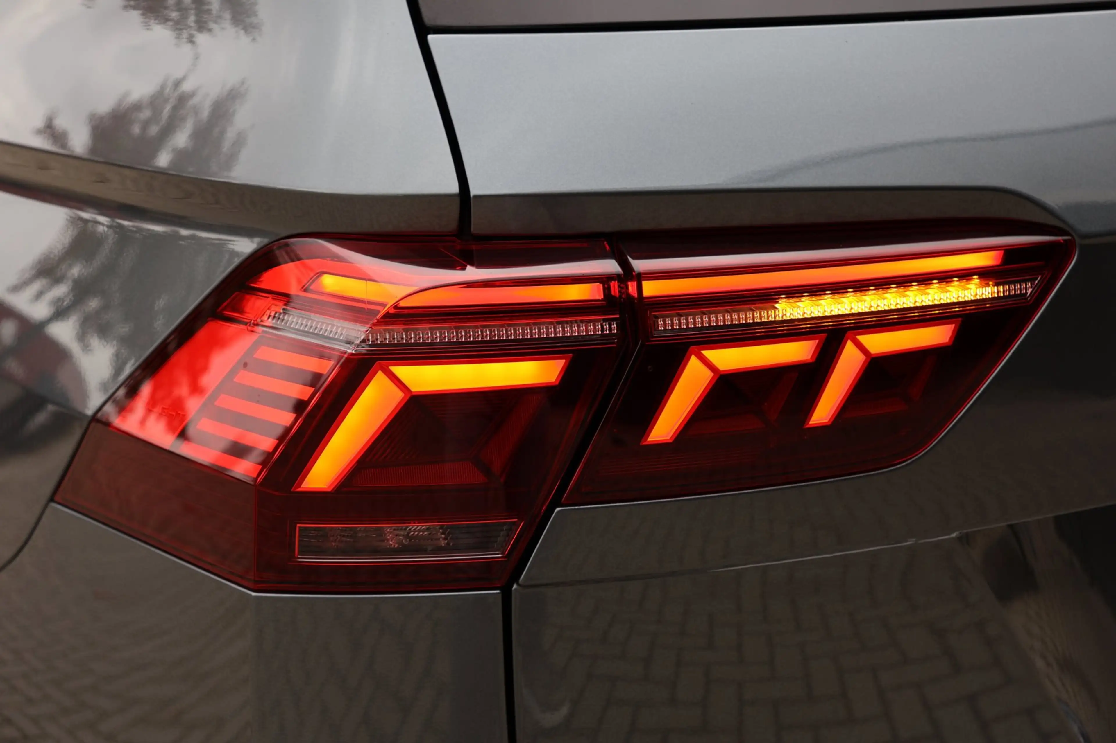 Volkswagen Tiguan Allspace 1.5 TSI R-Line 7p | panoramadak | head-up | harman — photo 38