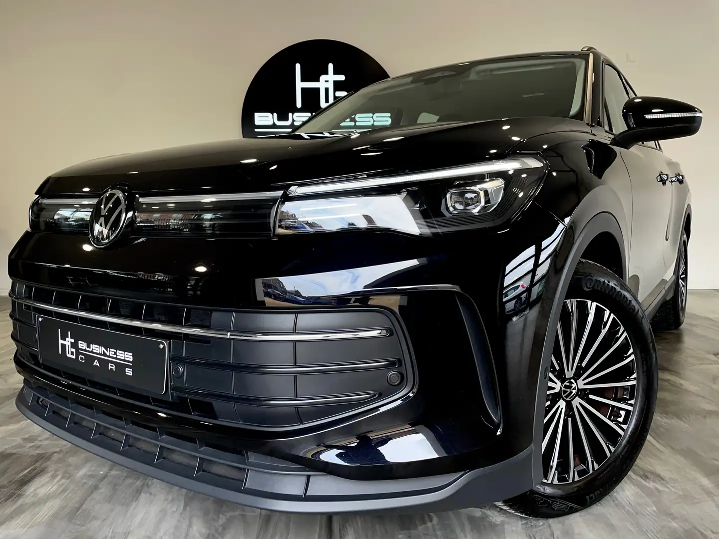 Volkswagen Tiguan 2.0TDI/ DSG/ GRAND ÉCRAN 15'/ VIRTUAL COCKPIT Noir - 1