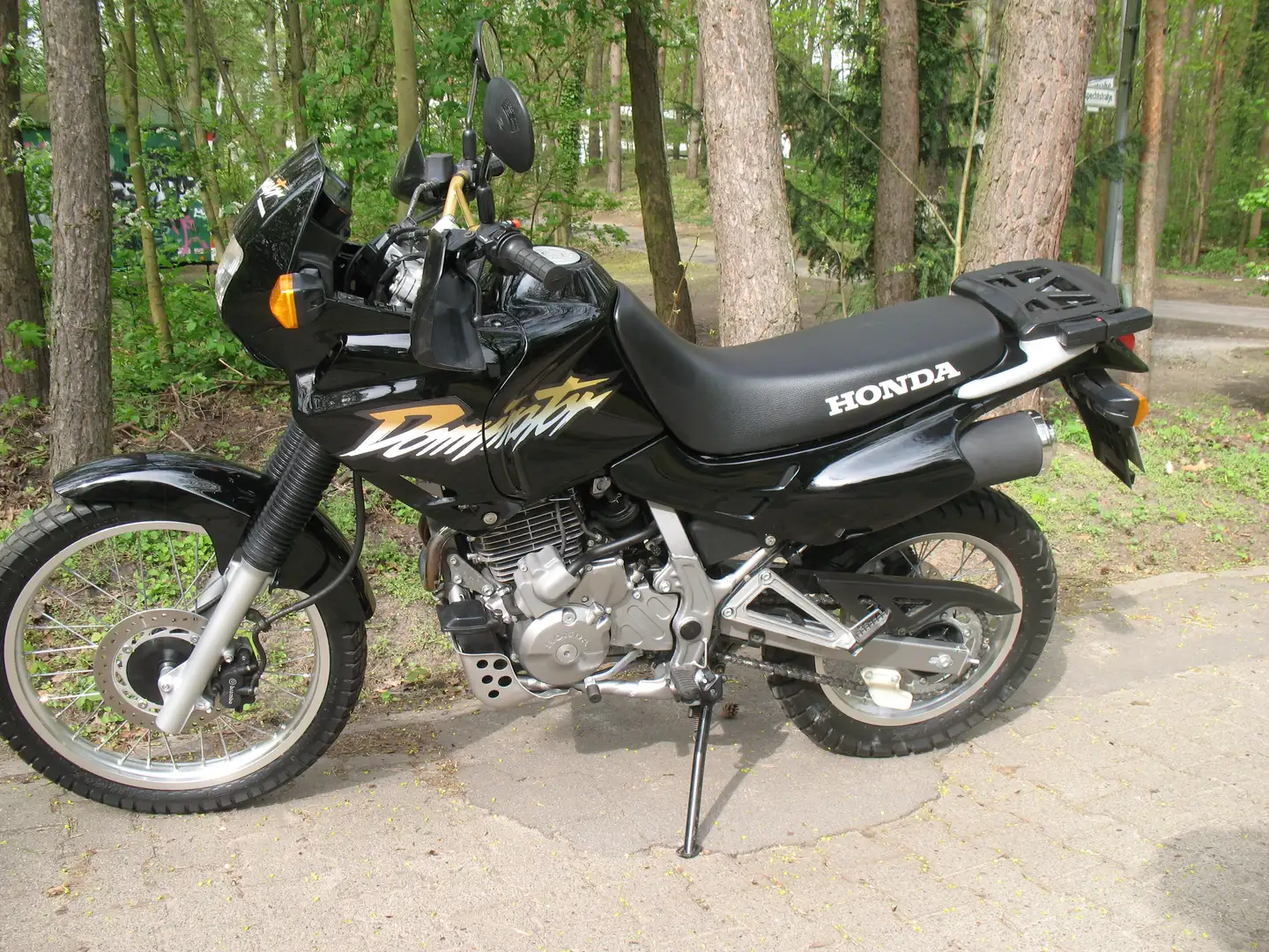 Honda NX 650 RD 08 Schwarz - 2