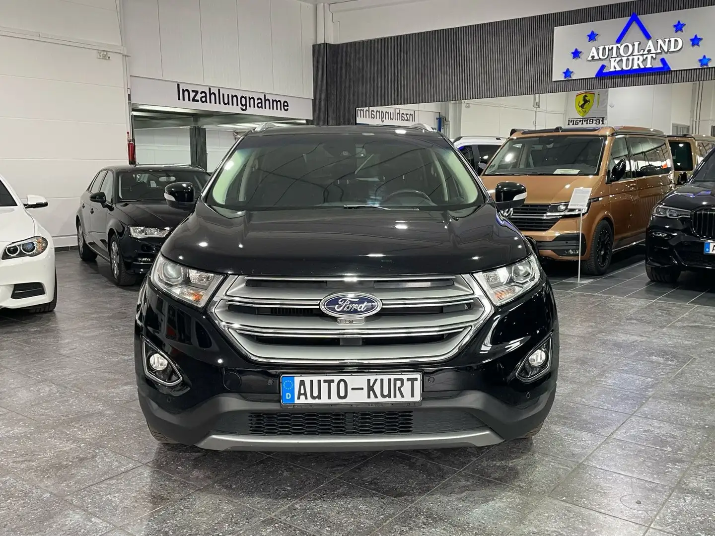 Ford Edge 2,0 TDCI*4x4*Navi*RFK*Keyfree*LED*Standheiz Černá - 2