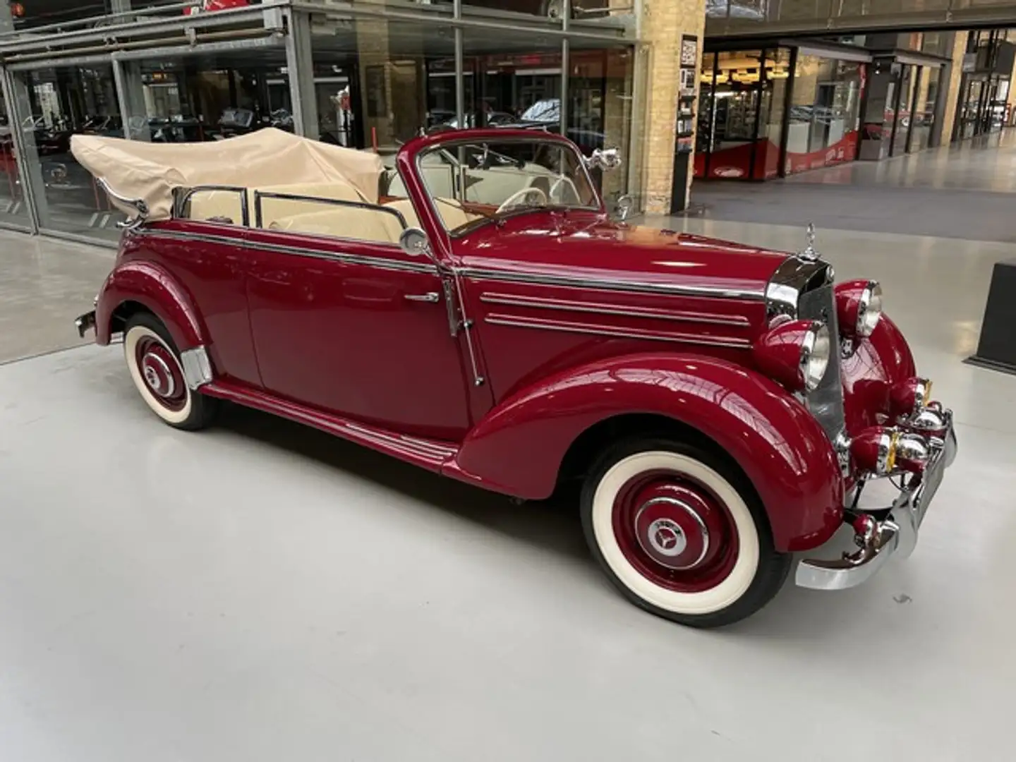 Mercedes-Benz 170 S Cabriolet B Czerwony - 1