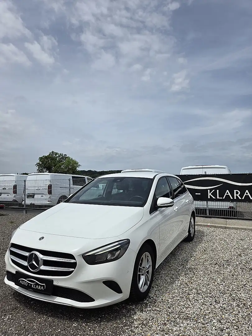Mercedes-Benz B 180 d Aut. *LED* Navi * Sitzheizung * Weiß - 2