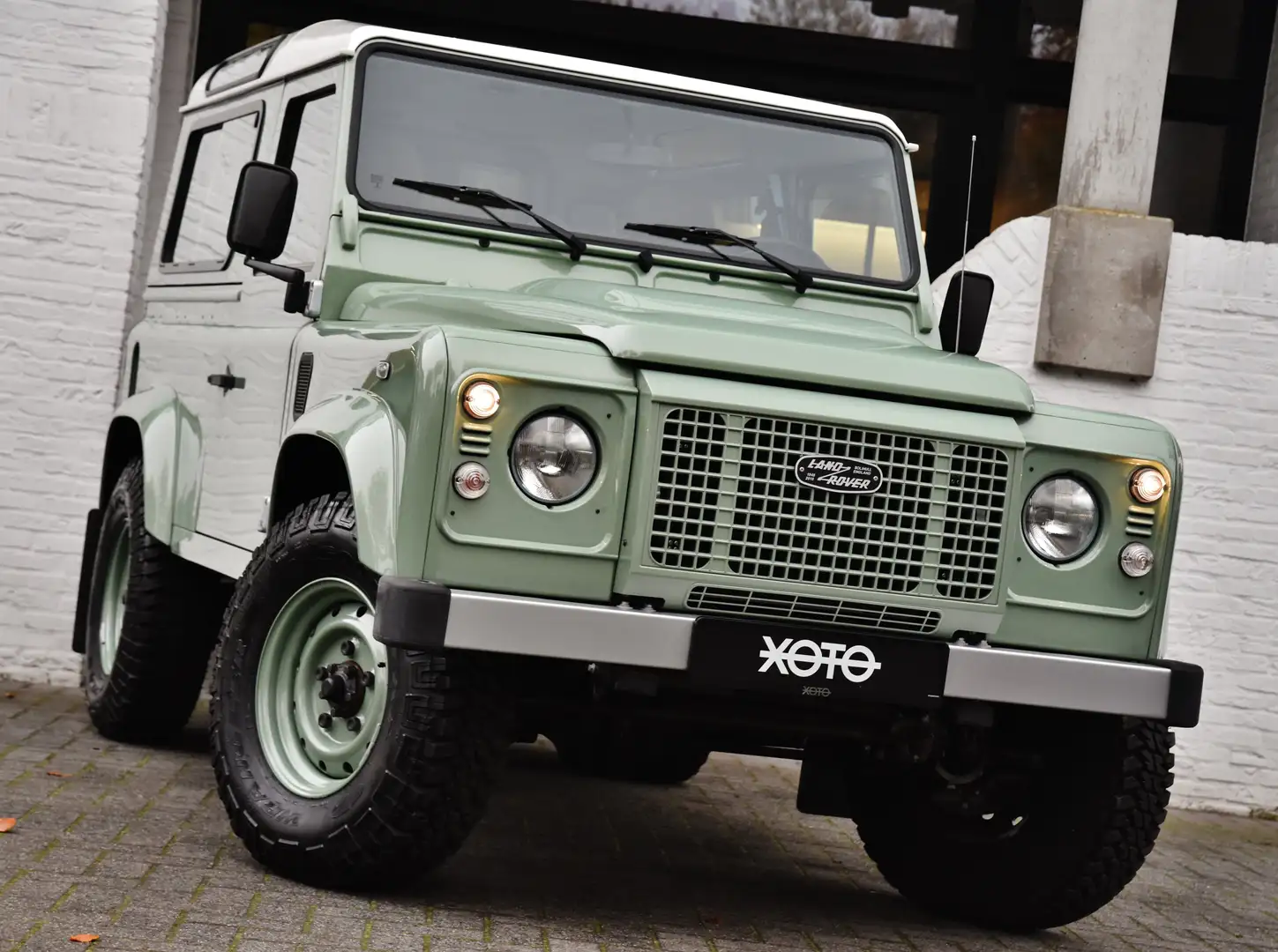 Land Rover Defender TD4 HERITAGE LIMITED EDITION ***ONLY 350KM.*** Vert - 2