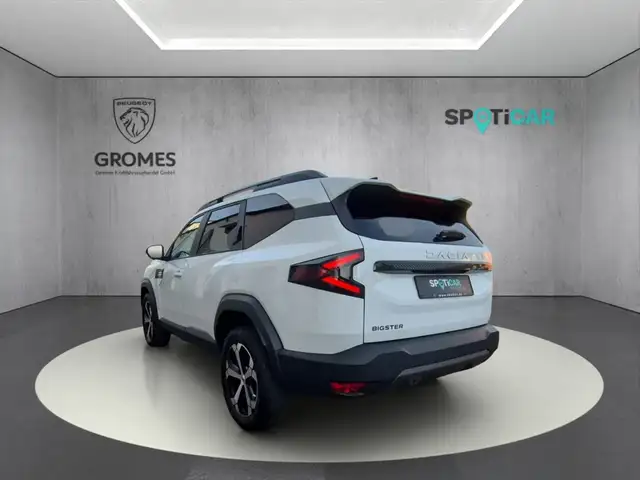Dacia Bigster view 5