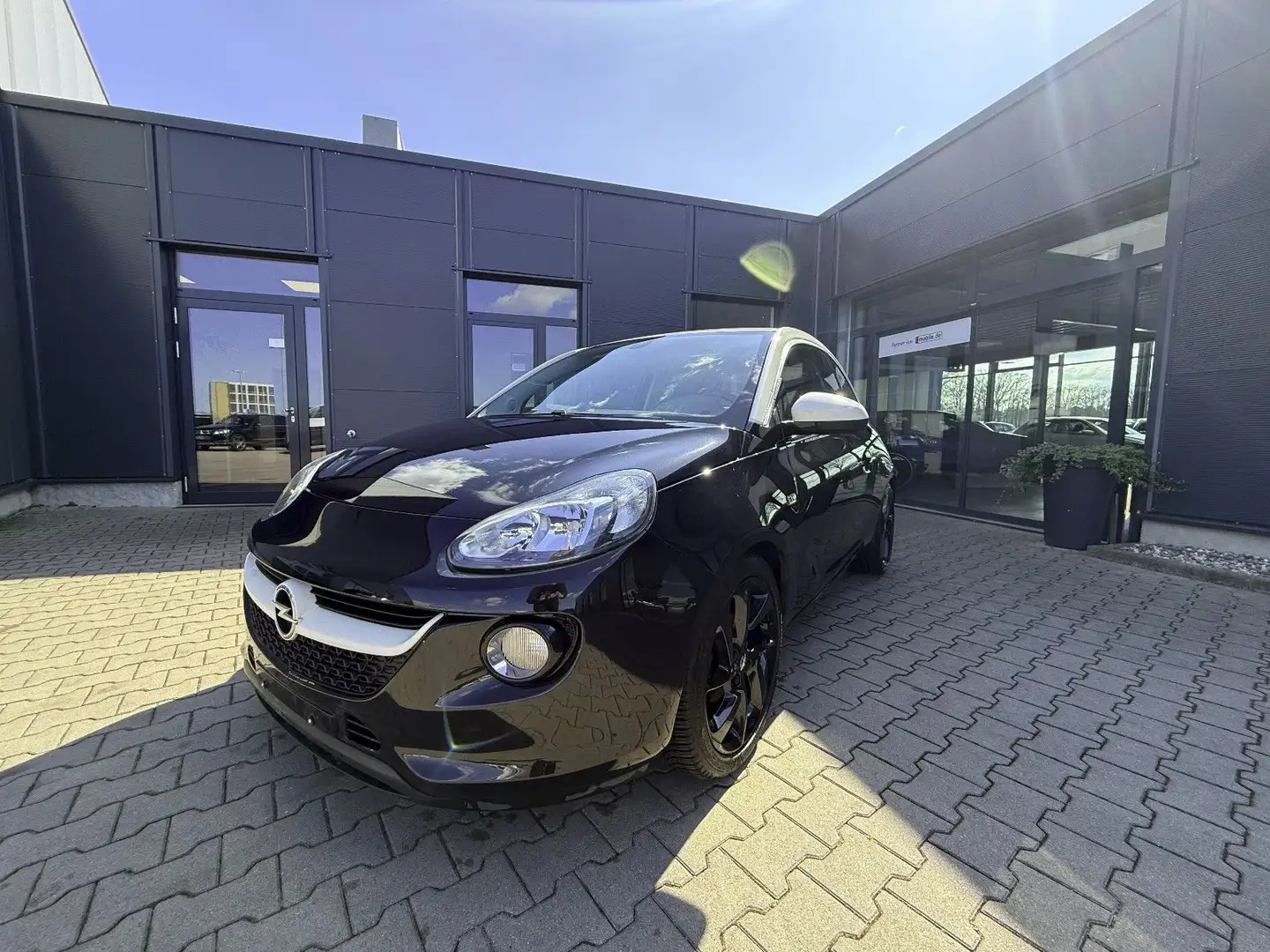 Opel Adam 1.0 Jam ecoFlex Noir - 1