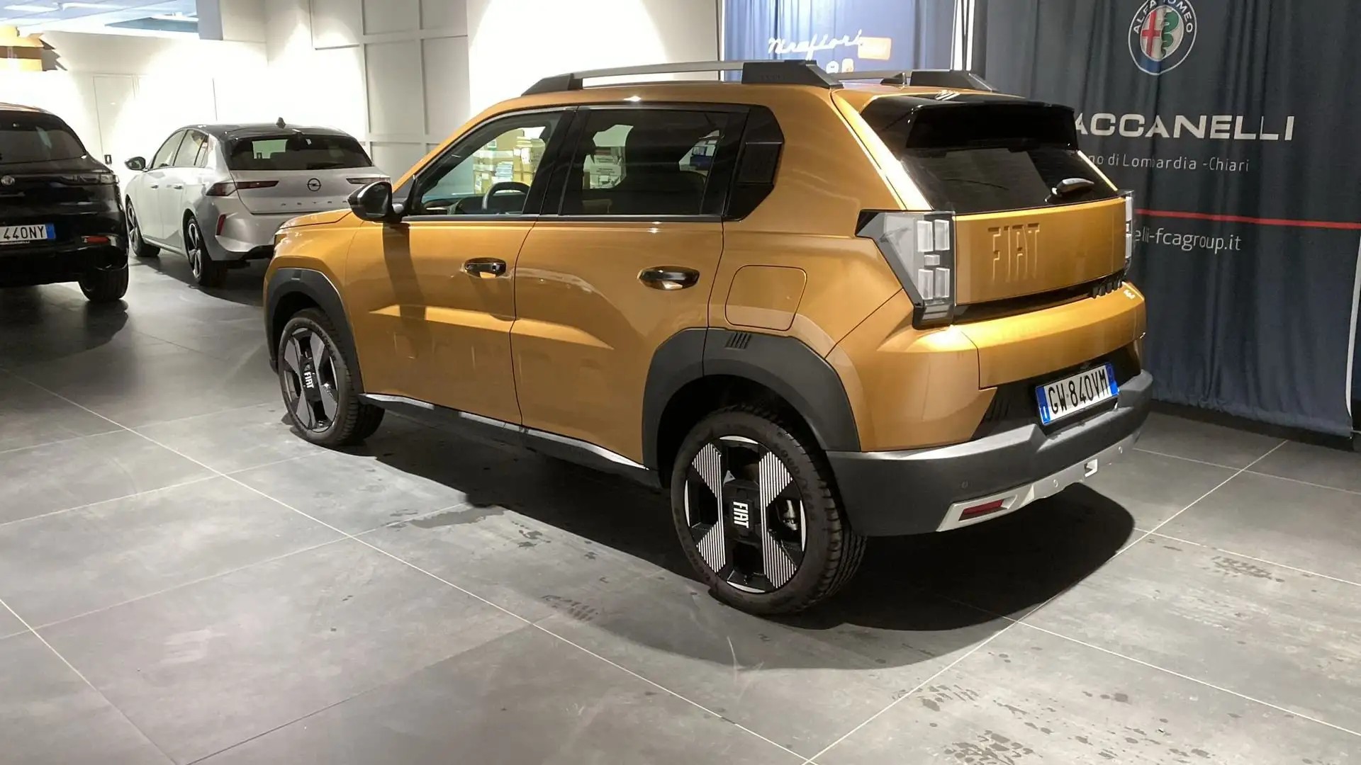 Fiat Grande Panda Grande Panda 44kWh La Prima Bronze - 2