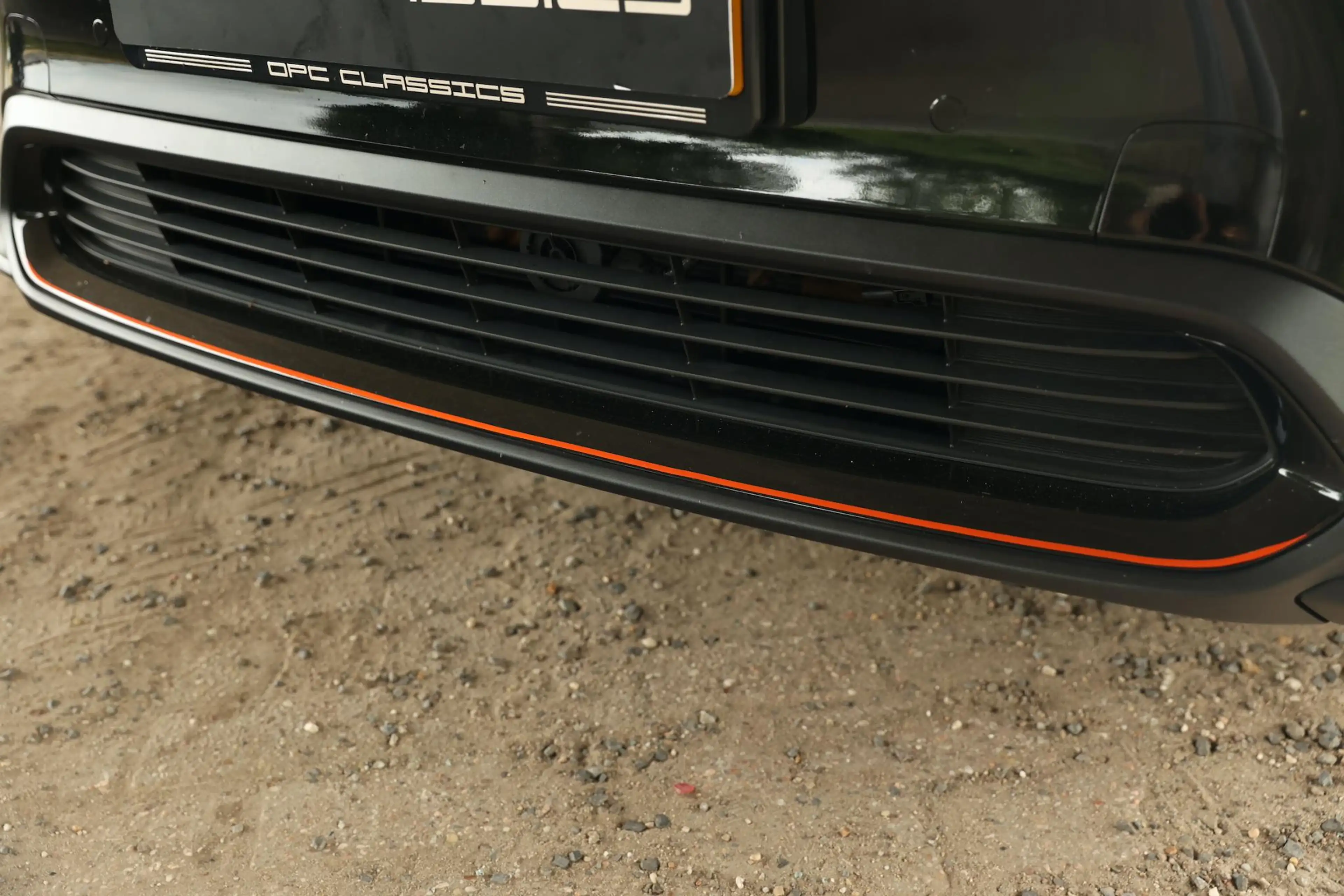 Toyota bZ4X AWD full option Dark Rebel Edition — photo 4