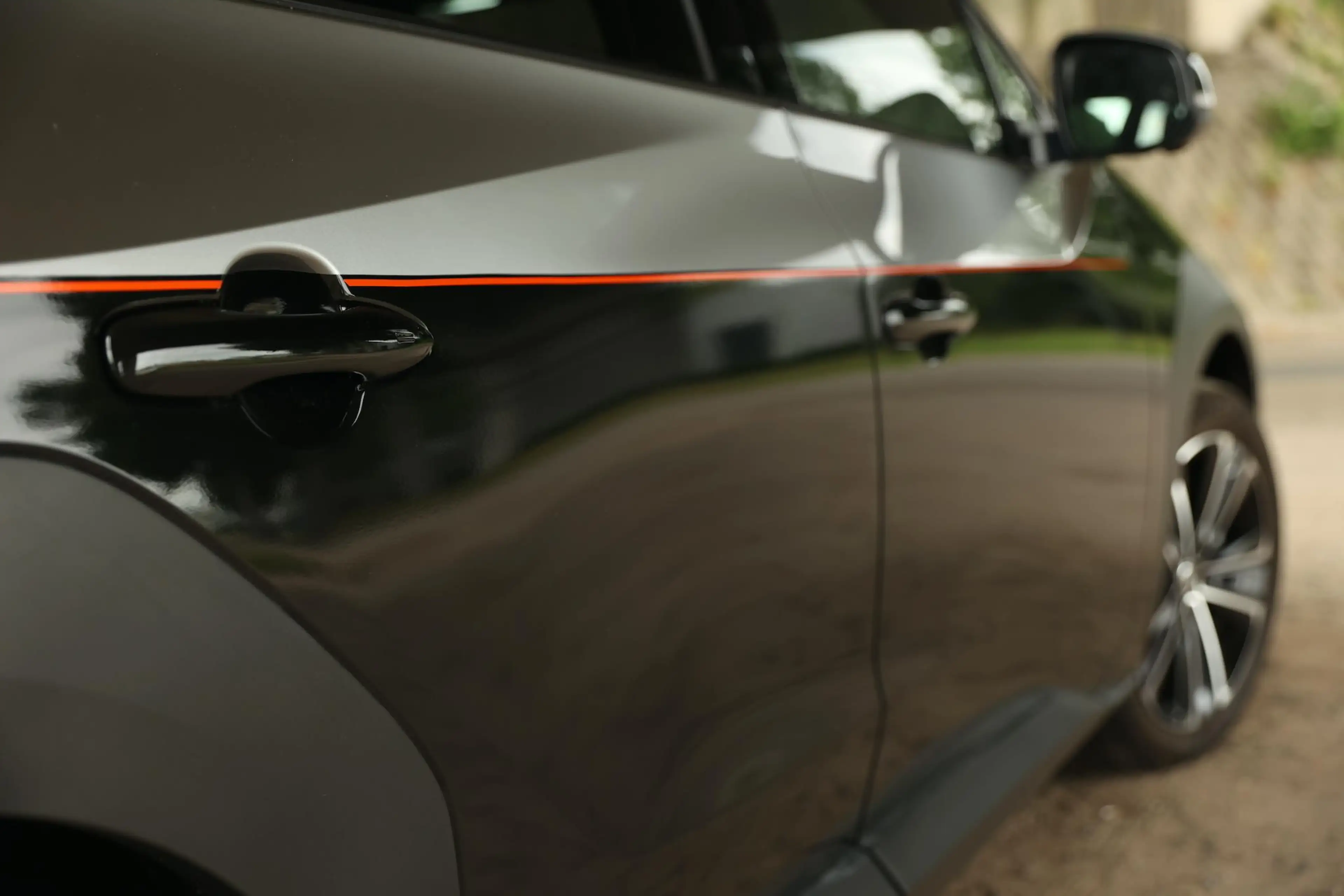 Toyota bZ4X AWD full option Dark Rebel Edition — photo 8