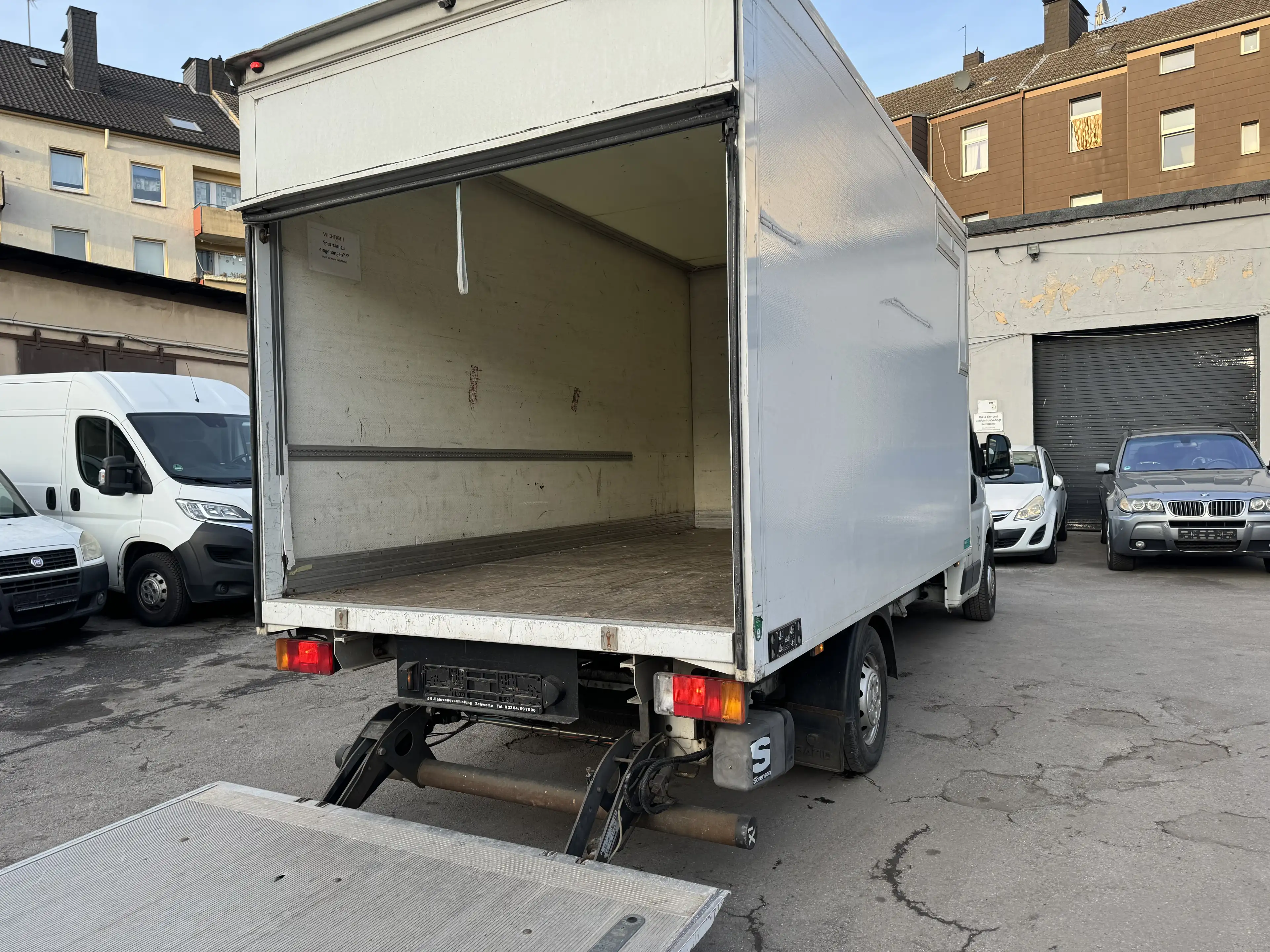 Peugeot Boxer HDi (335)*Kofferaufbau*Koffer*Euro5*Klimaanlage*Bühne*Hebebühne*TOP*TÜV NEU*3.5T — photo 6