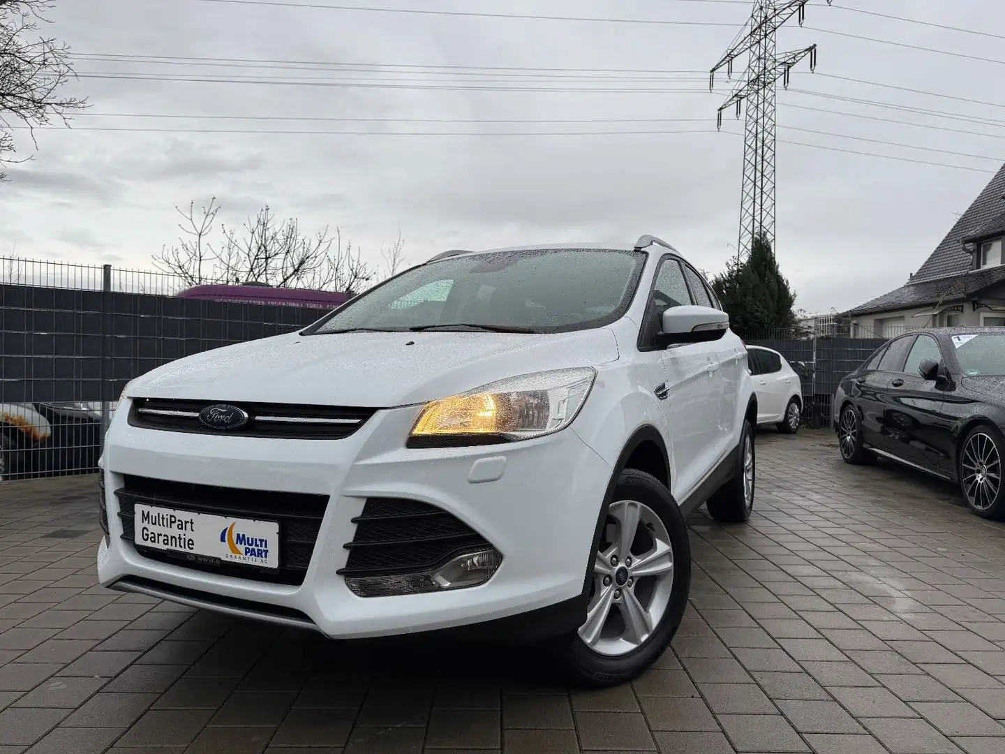 Ford Kuga Sync Edition Weiß - 2