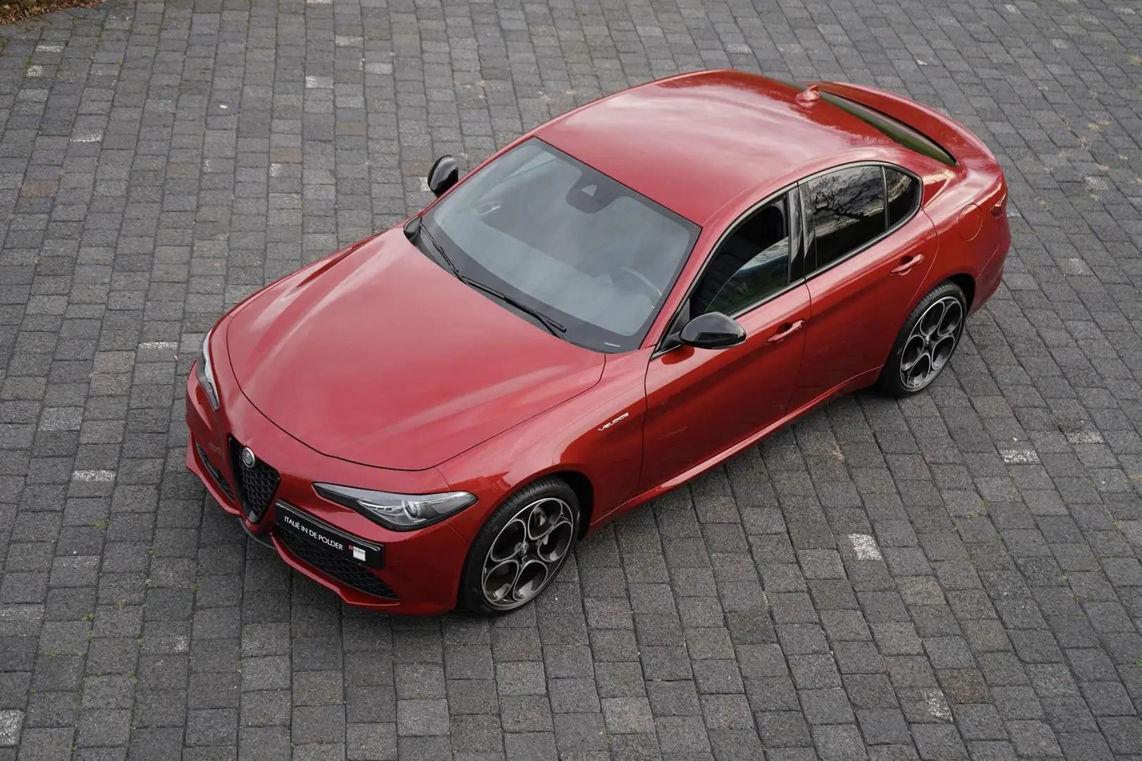 Alfa Romeo Giulia 2.0 T Veloce AWD Q4 Rosso Competizone Rot - 1