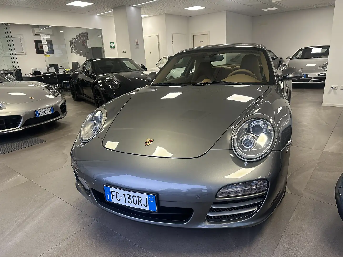 Porsche 997 911 Coupe Carrera 4 PDK UFF.ITA SCARICO CHRONO Grigio - 2