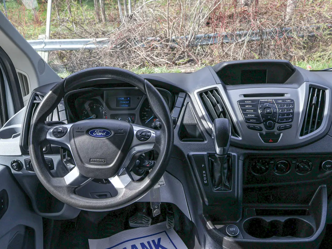 Ford Transit снимка Ford Transit