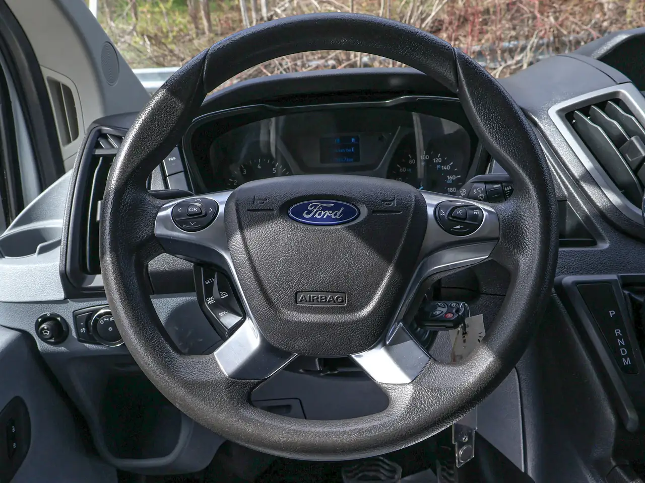 Ford Transit снимка Ford Transit