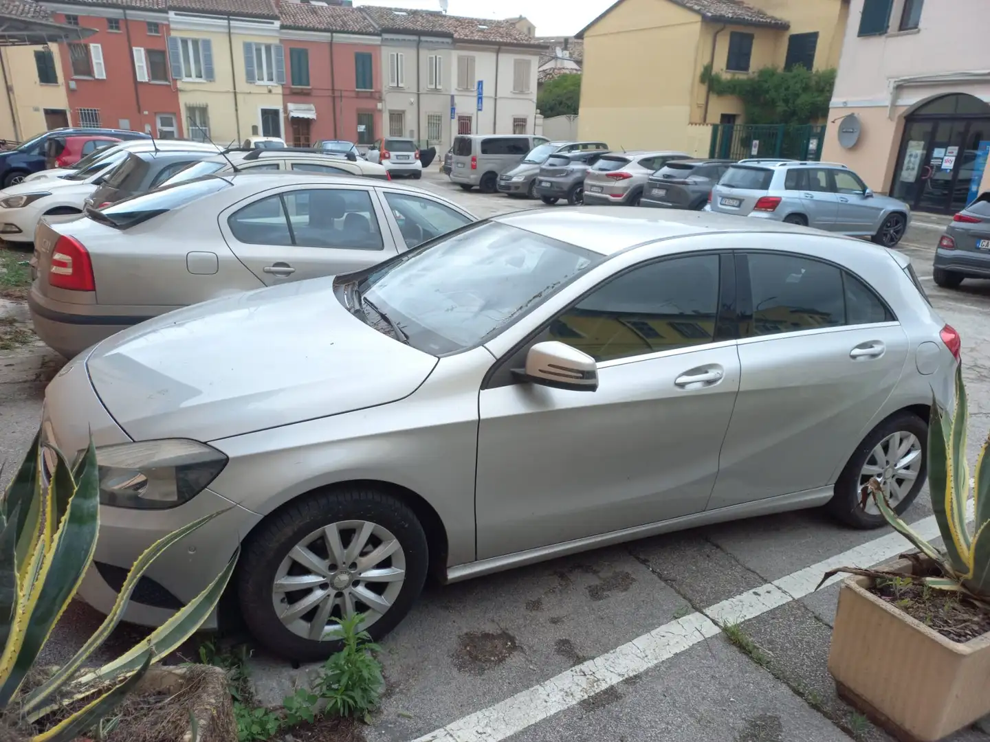 Mercedes-Benz A 180 A 180 cdi (be) Executive Plateado - 1