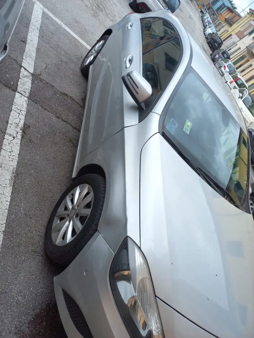 Mercedes-Benz A 180 A 180 cdi (be) Executive Plateado - 2