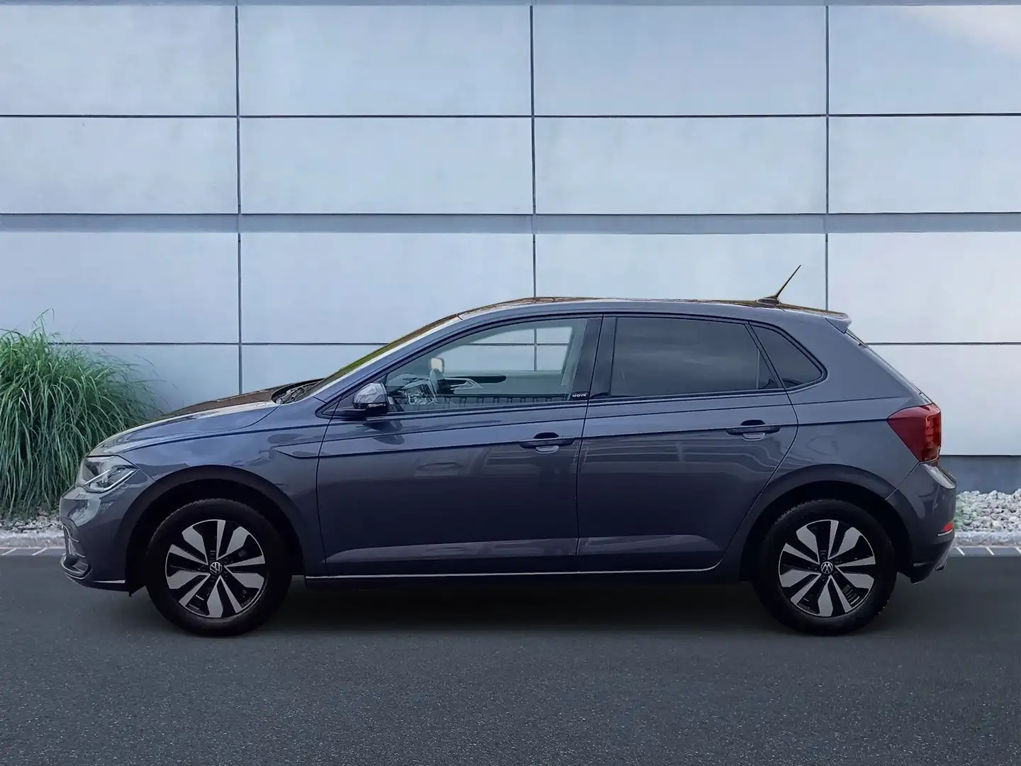 Volkswagen Polo MOVE 1.0 TSI 5-Gang 70KW, Navi,... Grau - 2