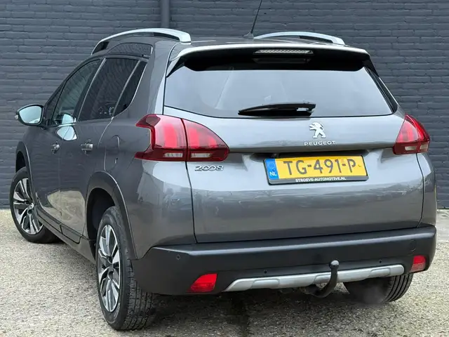 Peugeot 2008 view 5