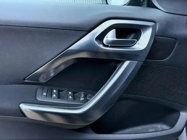 Peugeot 2008 view 15