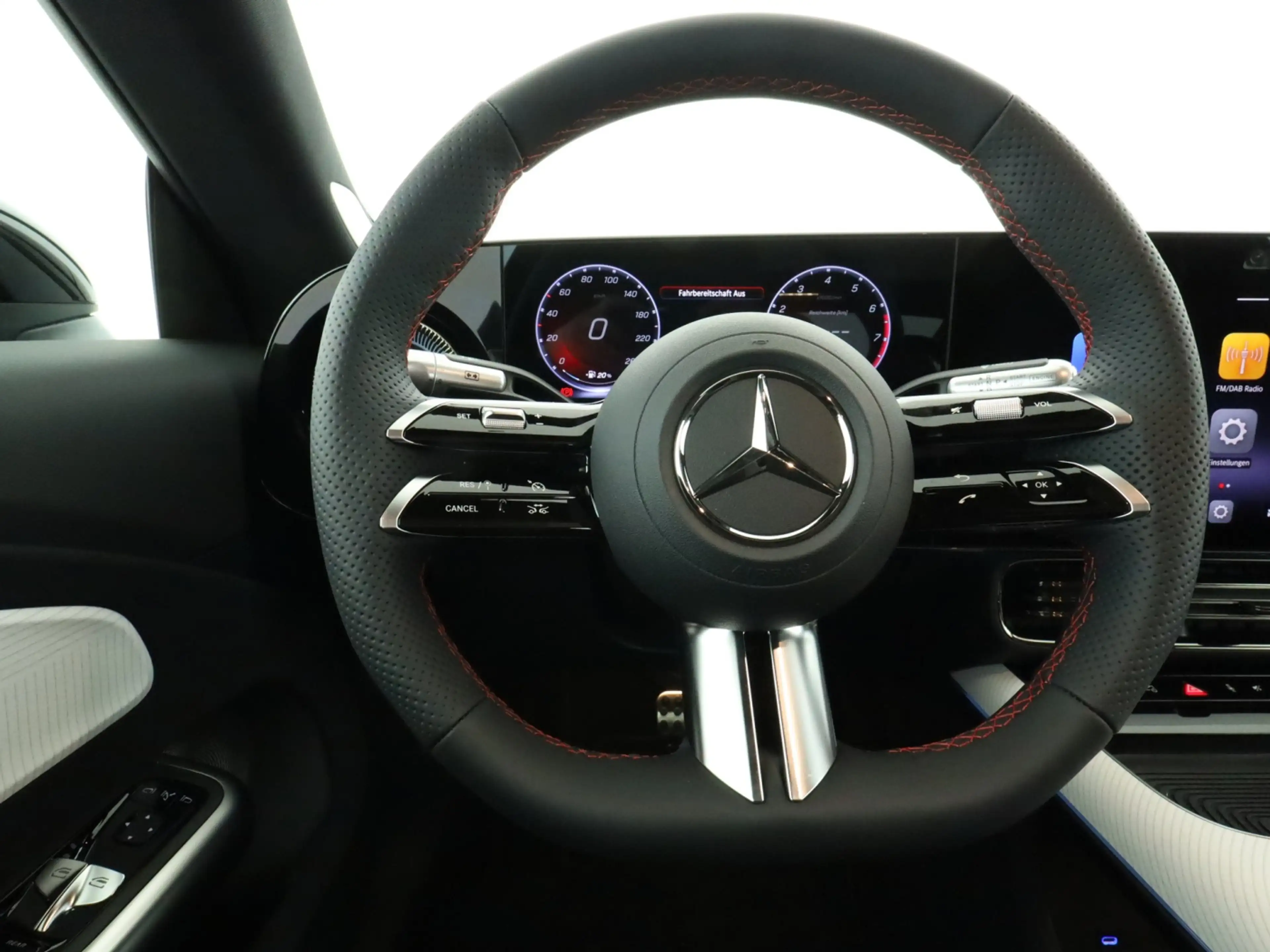 Mercedes-Benz CLA 220 4MATIC AMG*Night*19"*Burmester*360°*Keyl — photo 11